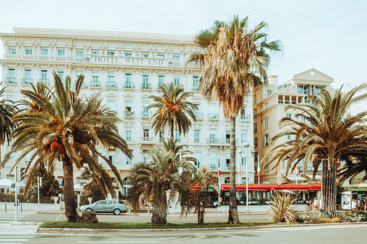 flight offers nice 2